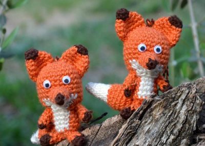 Little mini crochet foxes